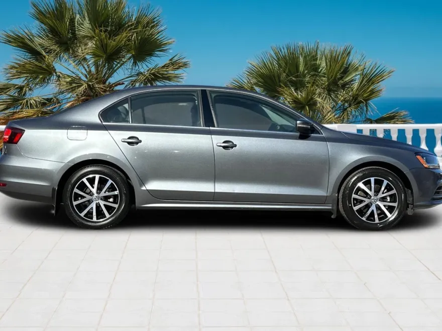 2018 Volkswagen Jetta 1.4T SE photo 1