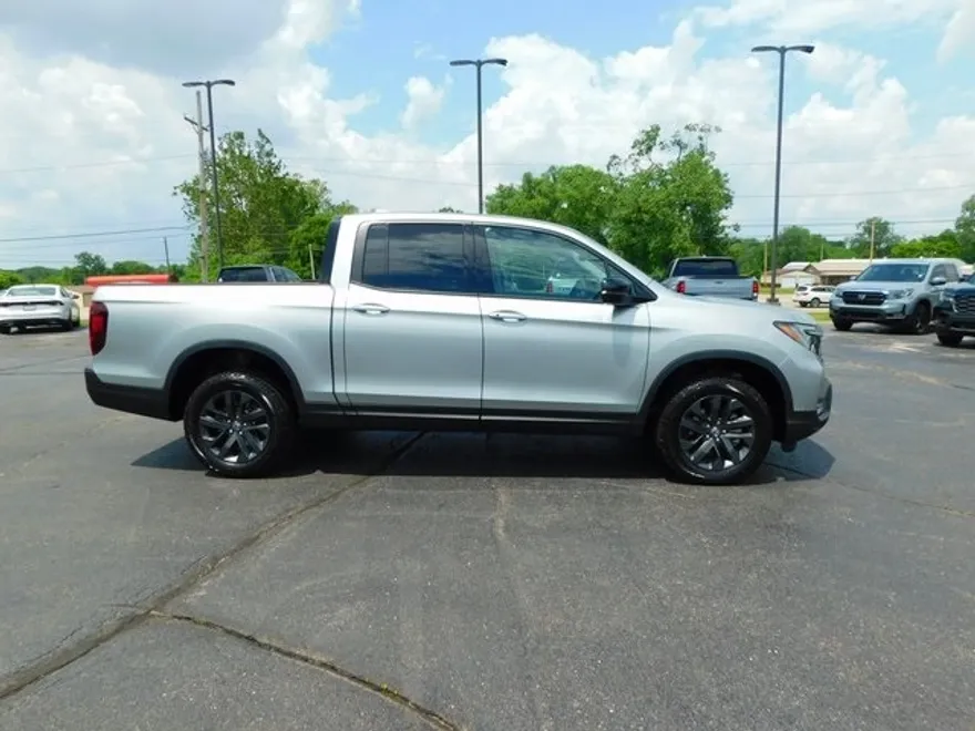 2025 Honda Ridgeline Sport photo 1