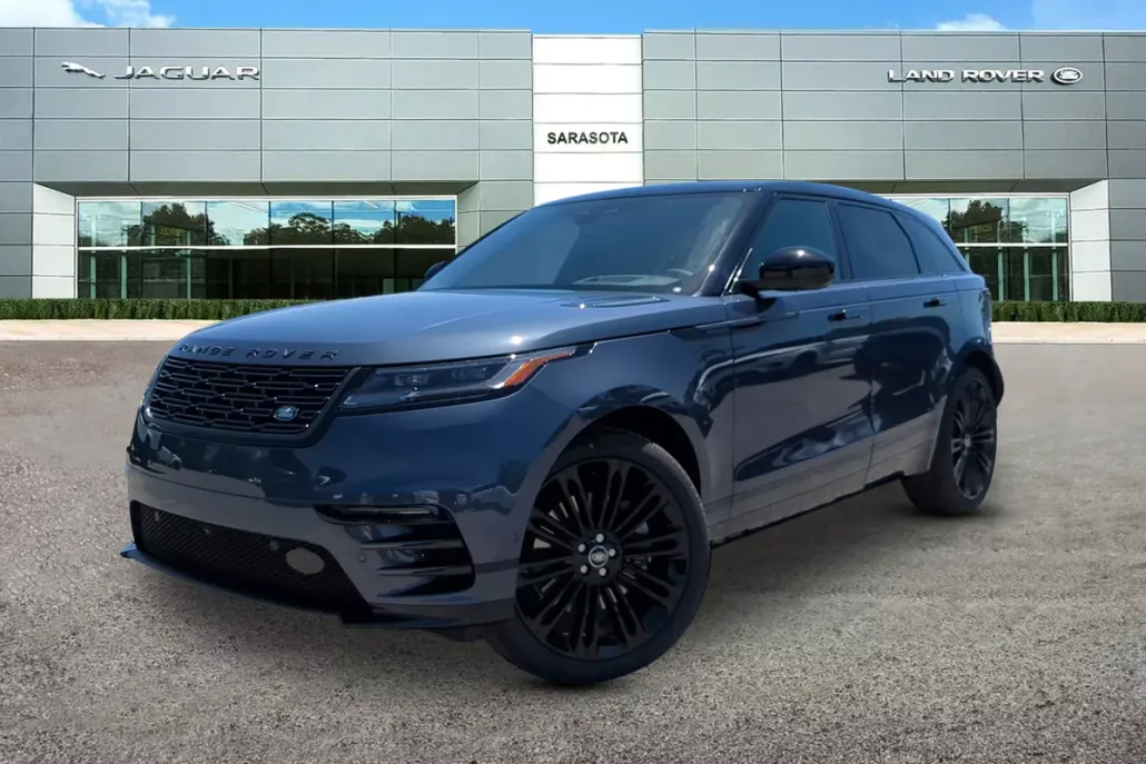 2026 Land Rover Range Rover Velar SE photo 1