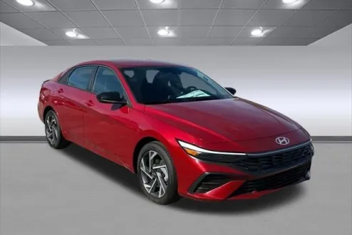 2025 Hyundai Elantra SEL Sport photo 1