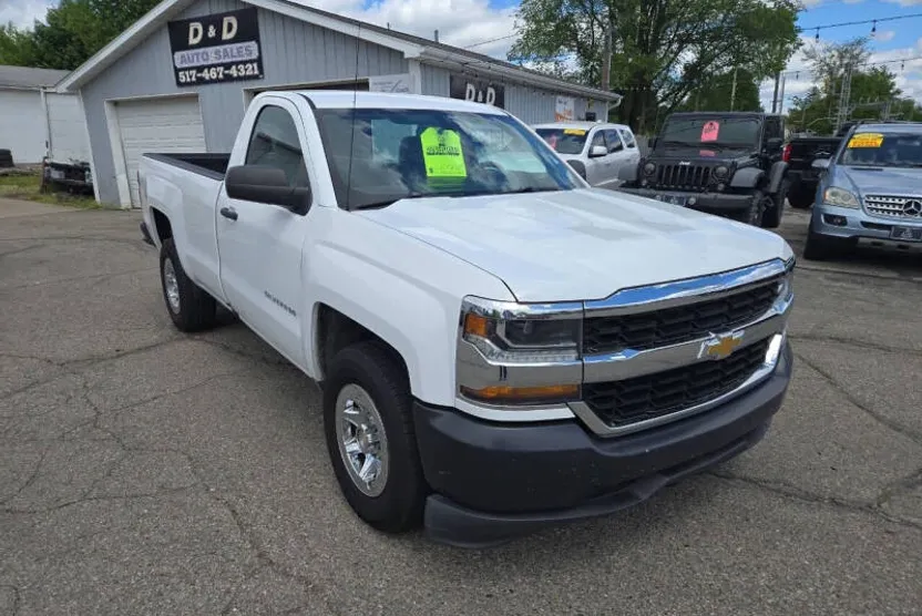 2018 Chevrolet Silverado Work Truck LS Base photo 1