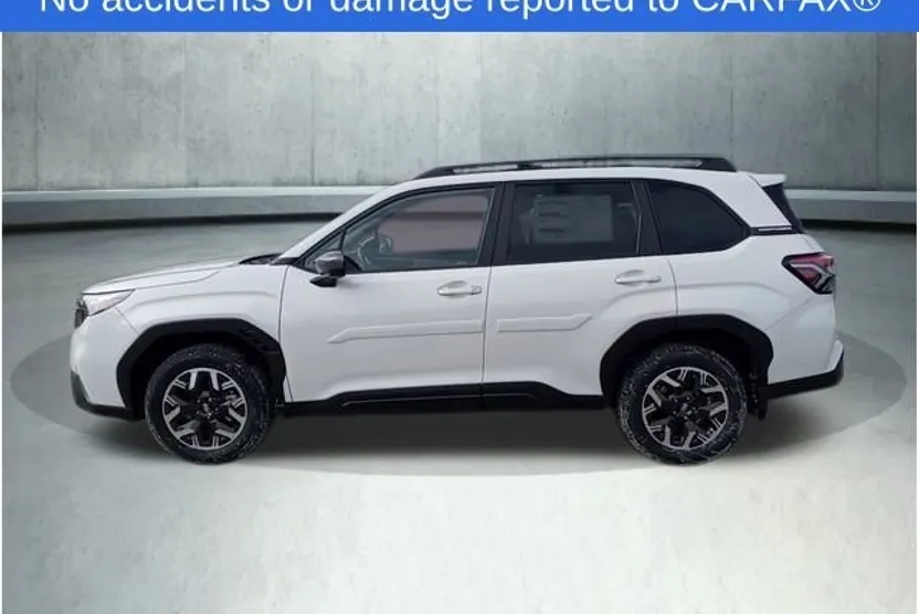 2025 Subaru Forester Premium photo 1