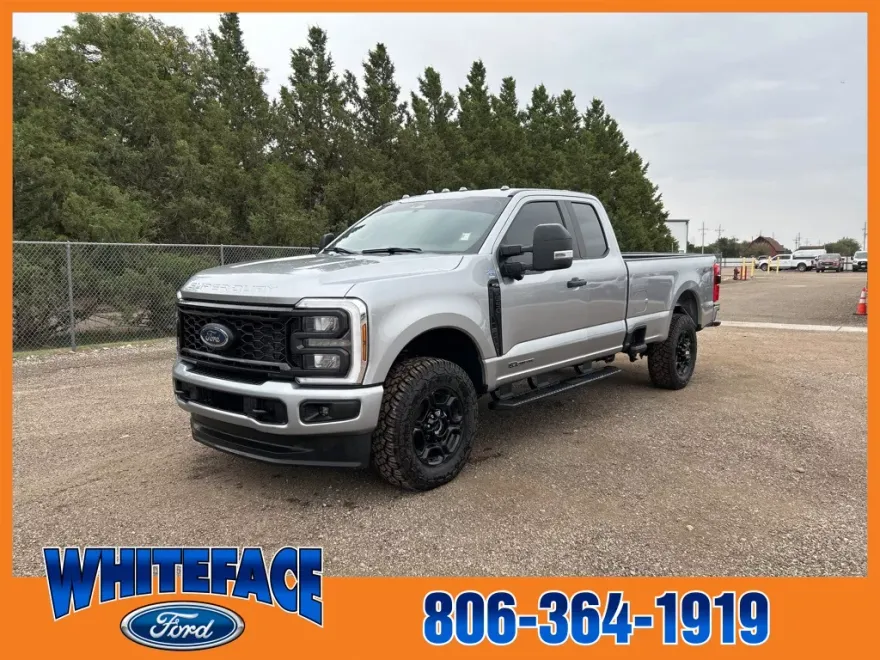 2023 Ford F-350 XL photo 1