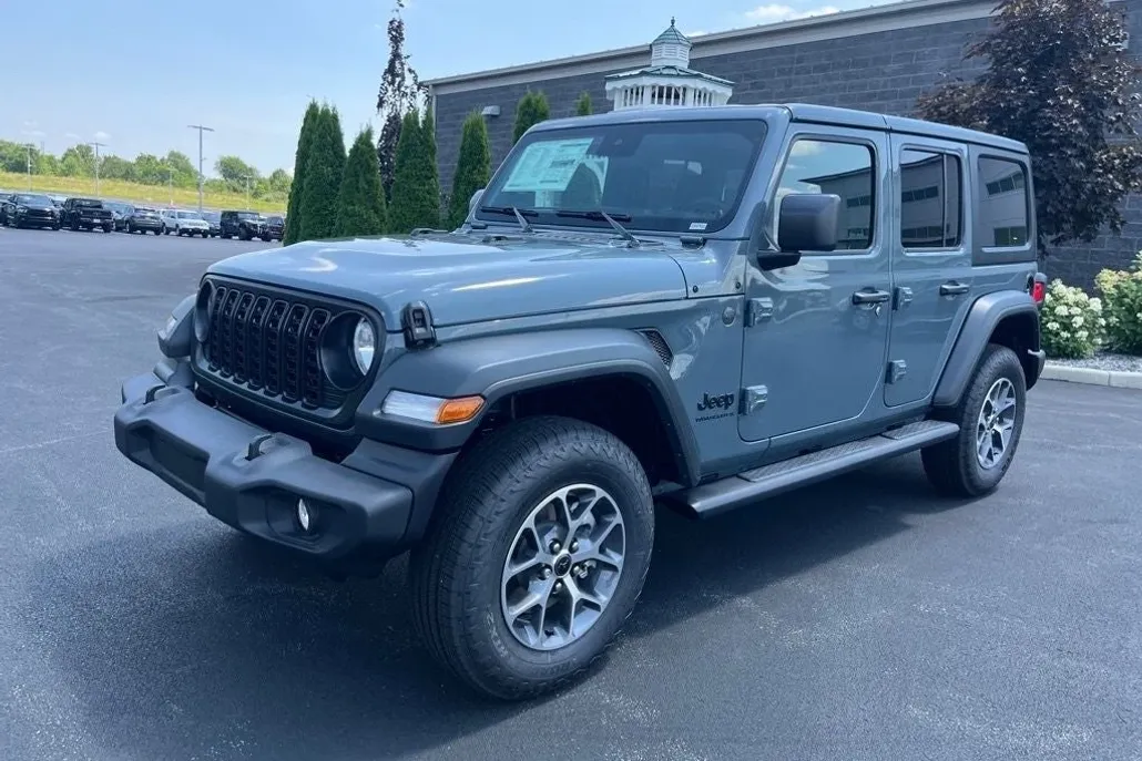 2025 Jeep Wrangler Sport S photo 1