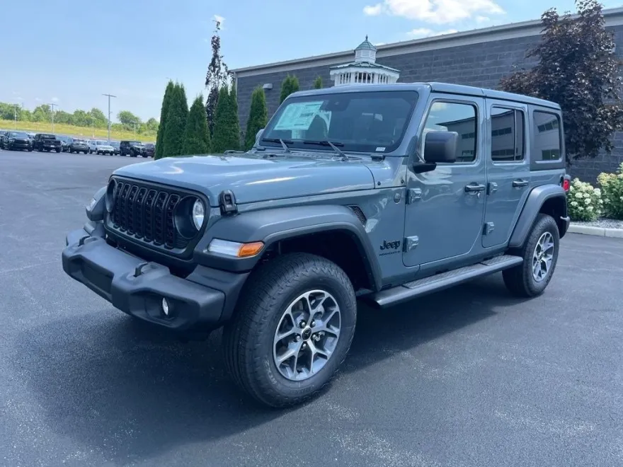 2025 Jeep Wrangler Sport S photo 1