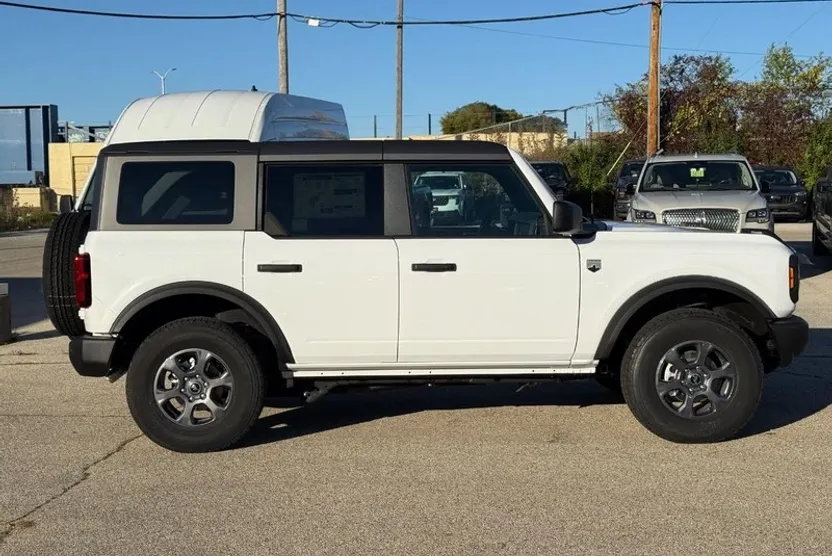 2025 Ford Bronco Big Bend photo 1