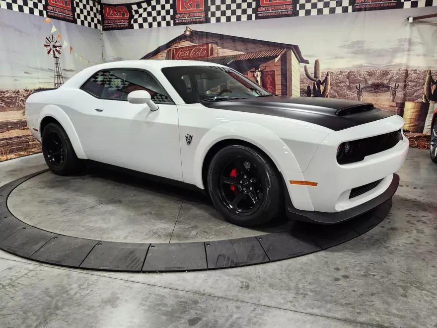 2018 Dodge Challenger SRT8 Demon photo 1
