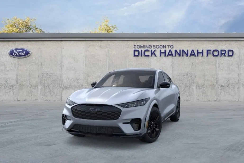 2025 Ford Mustang Mach-E GT photo 1