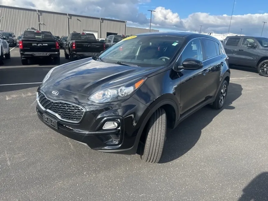 2020 Kia Sportage LX photo 1