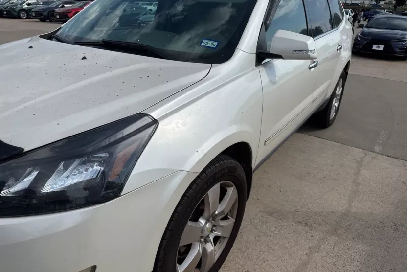 2014 Chevrolet Traverse LTZ photo 1
