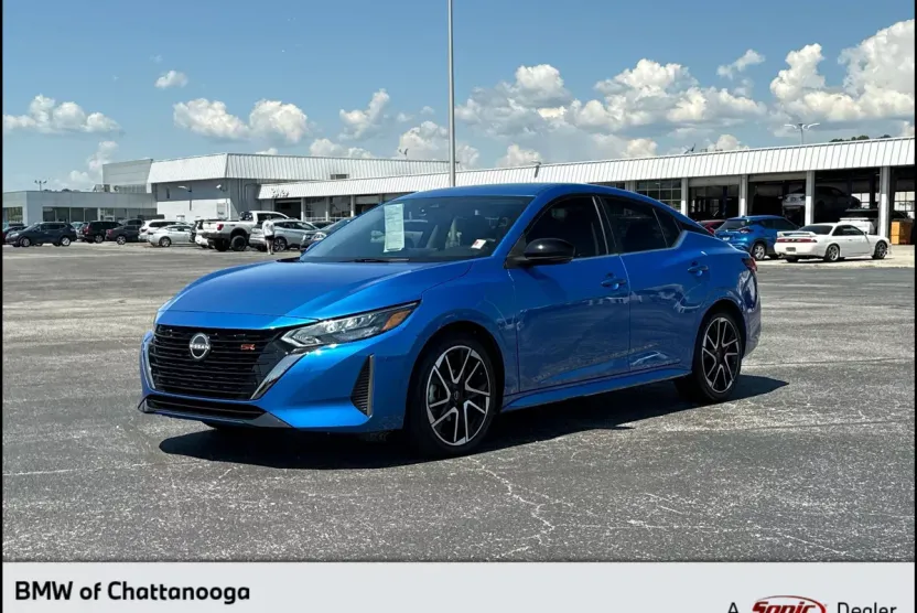 2024 Nissan Sentra SR photo 1