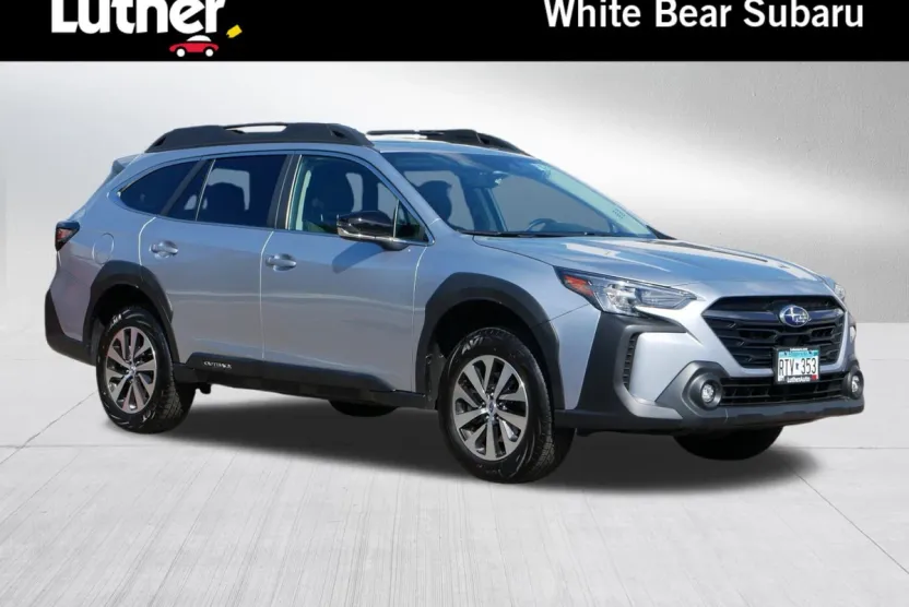 2025 Subaru Outback Premium photo 1