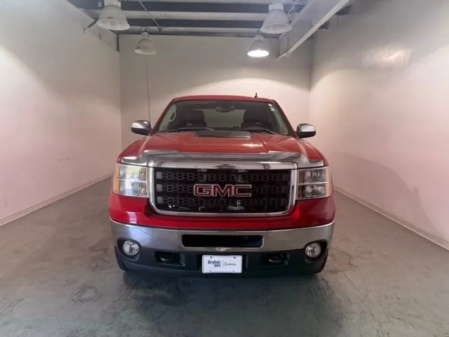 2011 Gmc Sierra 2500 HD SLT photo 1