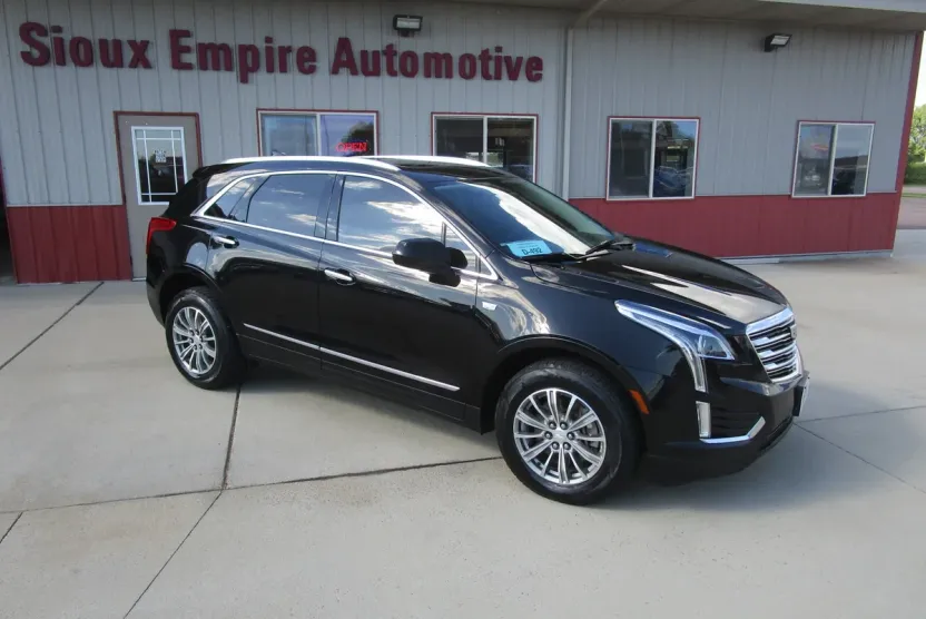 2019 Cadillac XT5 Luxury photo 1