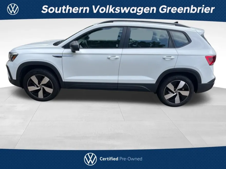 2024 Volkswagen Taos S photo 1
