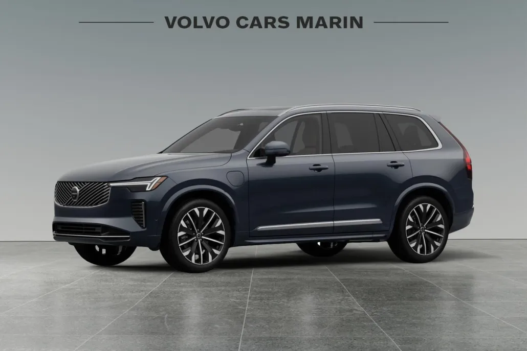 2026 Volvo XC90 T8 Plus photo 1