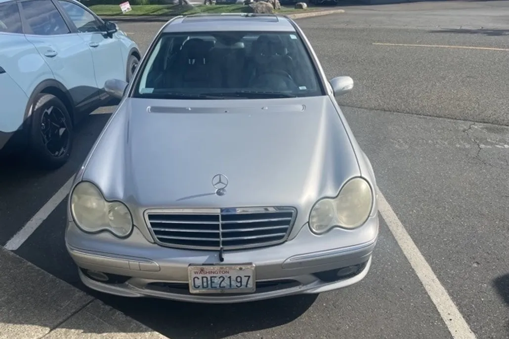2005 Mercedes Benz C 230 Sedan photo 1