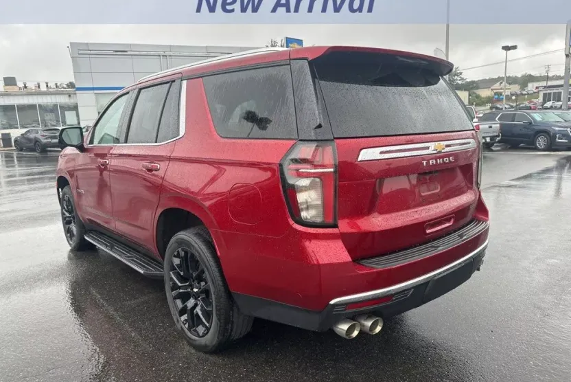 2022 Chevrolet Tahoe High Country photo 1