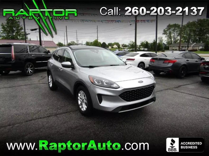 2021 Ford Escape SE photo 1