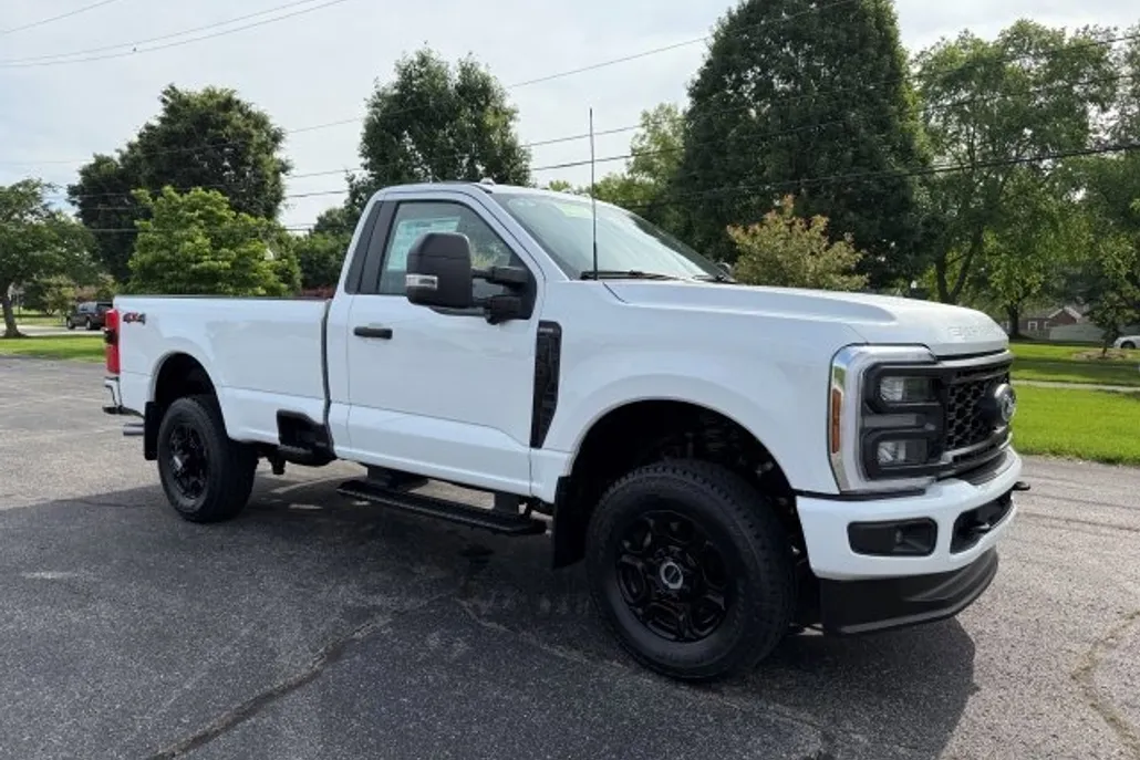 2025 Ford F-250 XL photo 1
