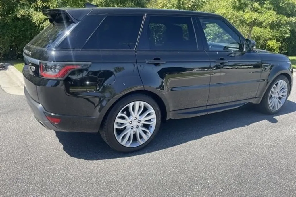 2019 Land Rover Range Rover Sport HSE photo 1