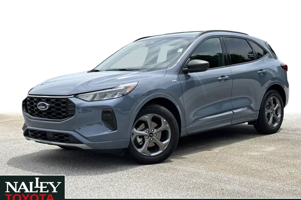 2024 Ford Escape ST-Line photo 1