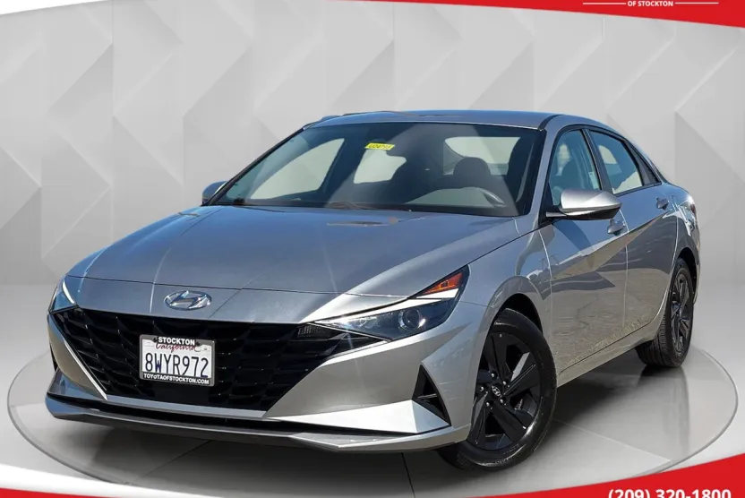 2021 Hyundai Elantra SEL Convenience photo 1