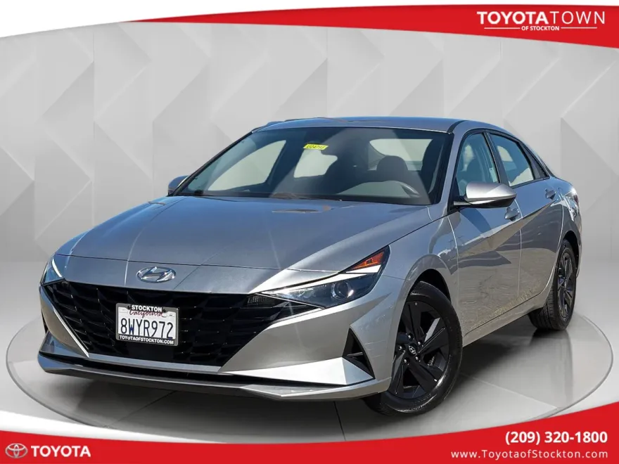 2021 Hyundai Elantra SEL Convenience photo 1