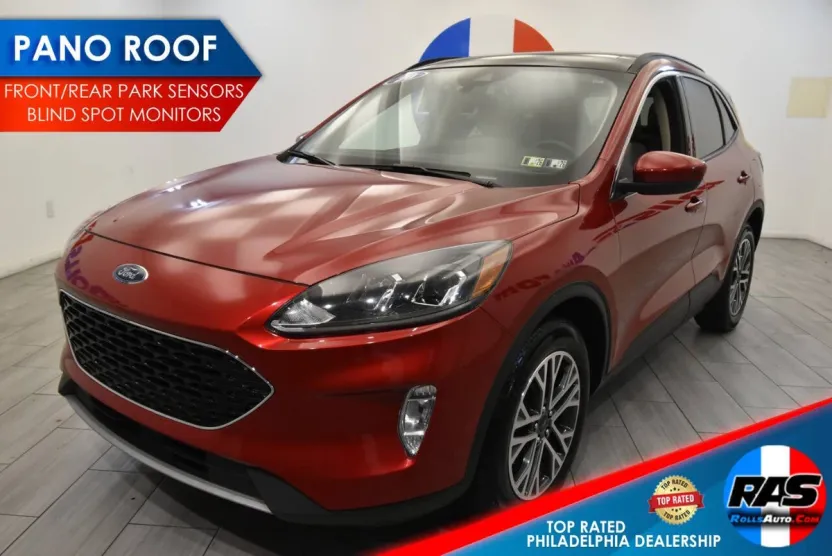 2020 Ford Escape SEL photo 1