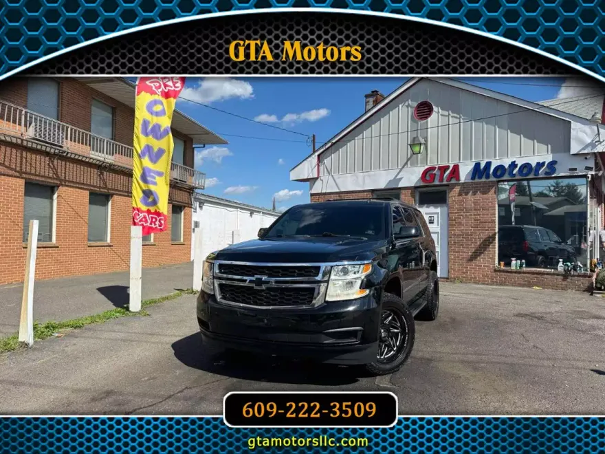 2015 Chevrolet Tahoe LT photo 1