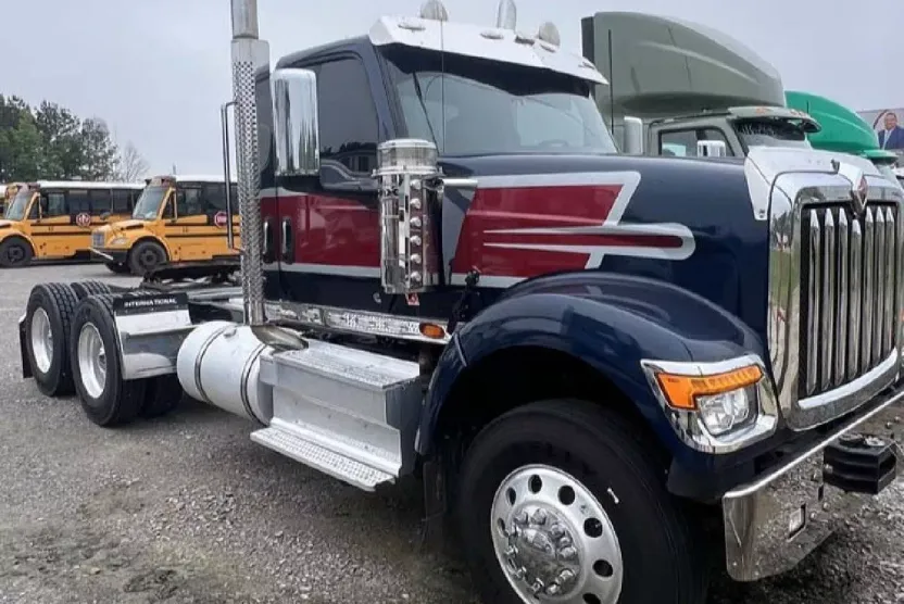 2023 International HX520 HX photo 1