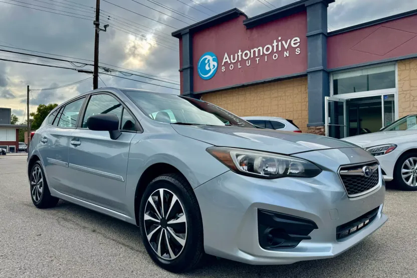 2018 Subaru Impreza 2.0i photo 1