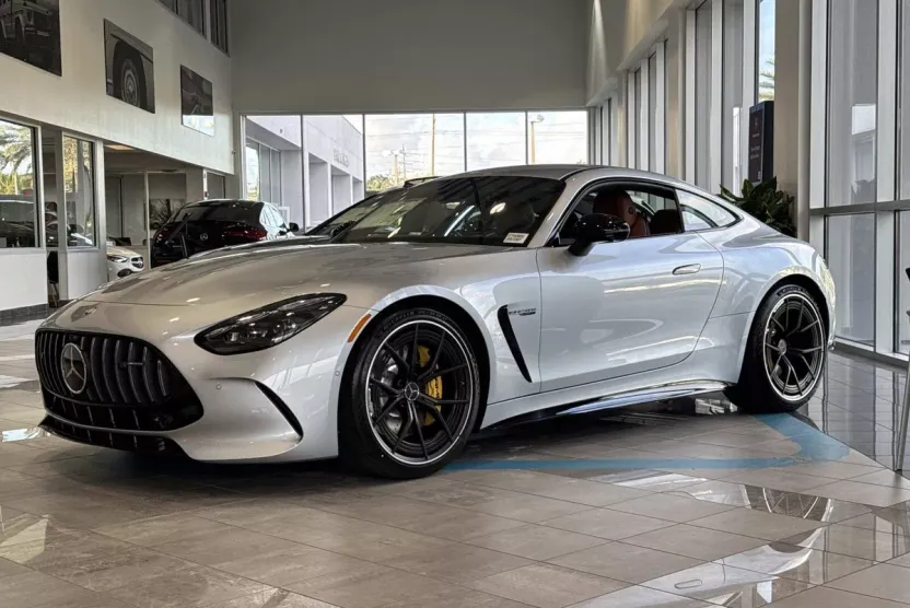 2026 Mercedes Benz AMG GT photo 1