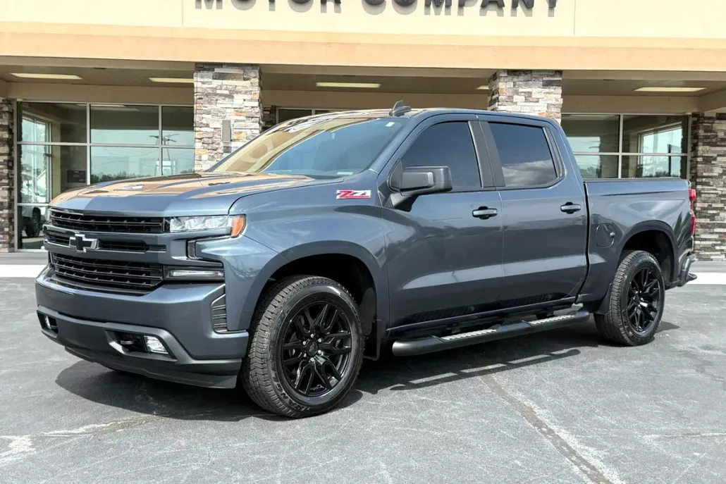 2020 Chevrolet Silverado 1500 RST photo 1