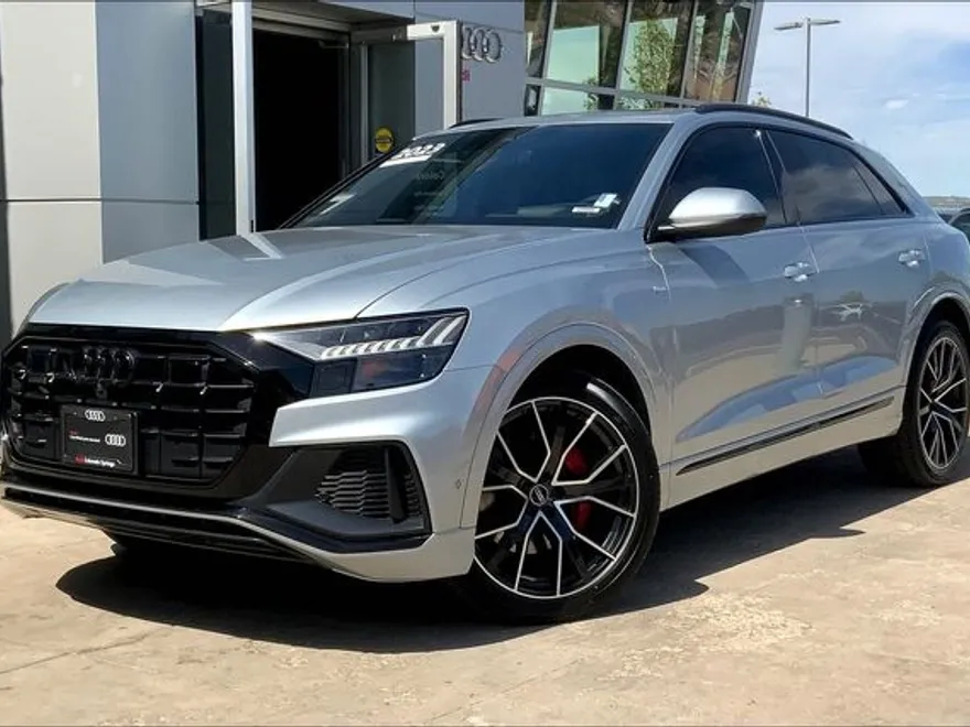 2023 Audi Q8 55 Prestige photo 1