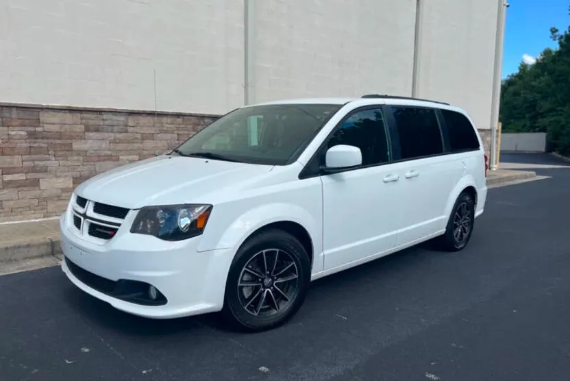 2018 Dodge Grand Caravan GT photo 1