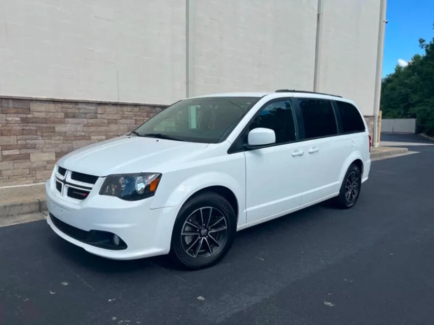 2018 Dodge Grand Caravan GT photo 1