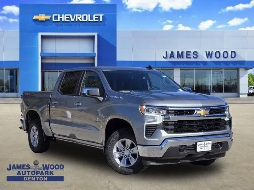 2025 Chevrolet Silverado 1500 LT photo 1