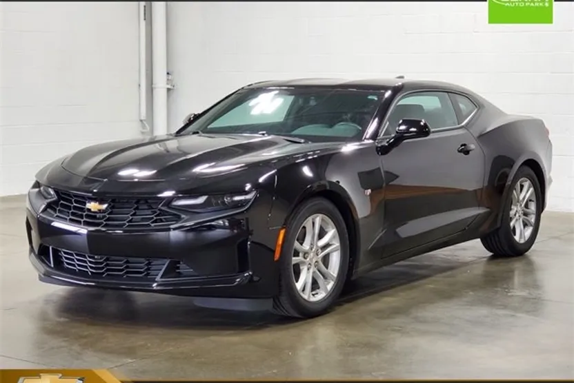 2022 Chevrolet Camaro 1LS photo 1