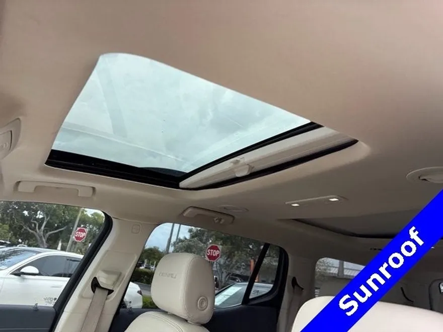 2022 Gmc Acadia Denali photo 1