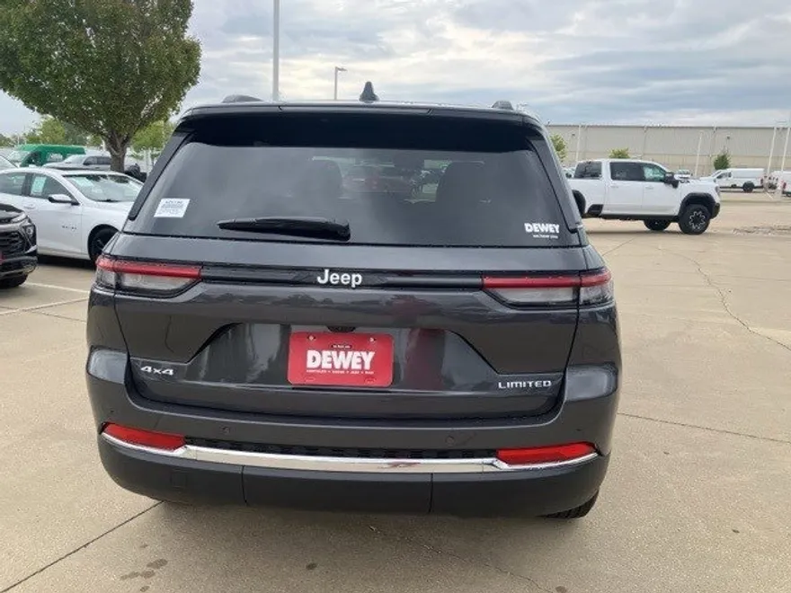 2025 Jeep Grand Cherokee Limited photo 1