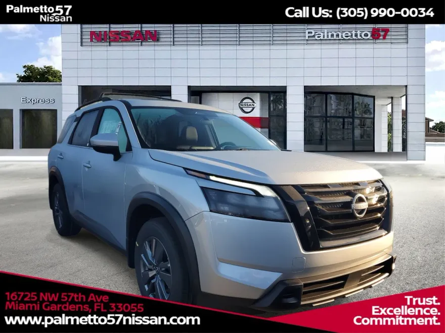 2025 Nissan Pathfinder SV photo 1