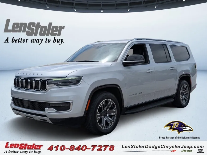 2024 Jeep Wagoneer L Series II photo 1