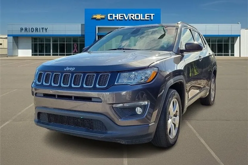 2018 Jeep Compass Latitude photo 1