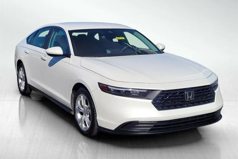 2024 Honda Accord LX photo 1