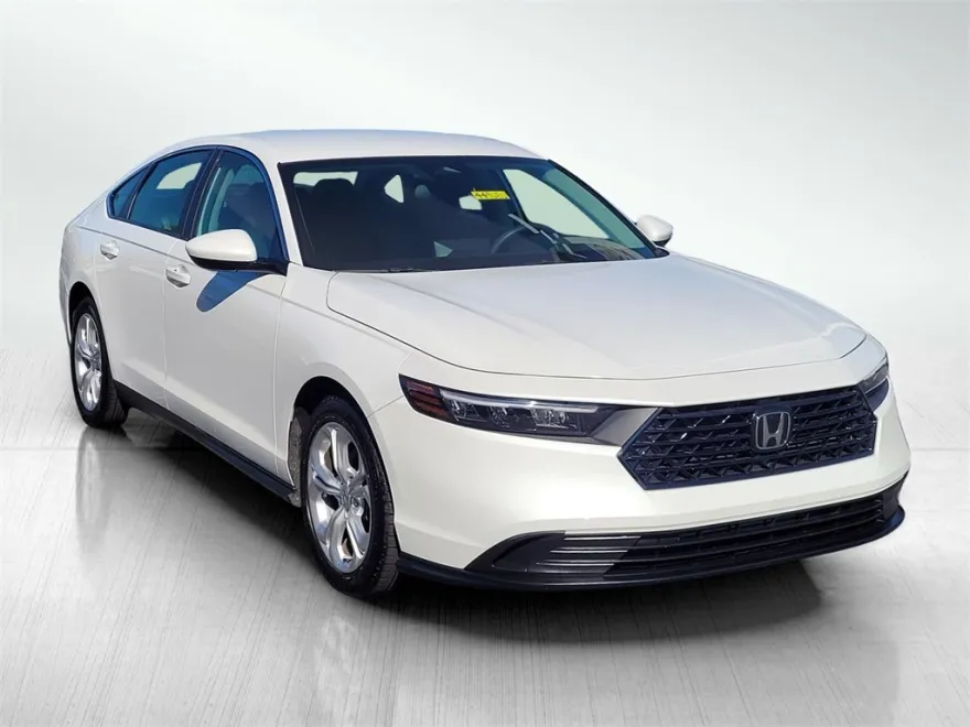 2024 Honda Accord LX photo 1