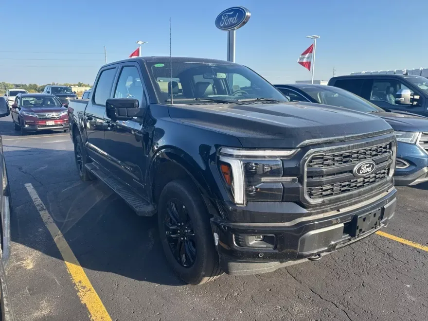 2025 Ford F-150 Lariat photo 1
