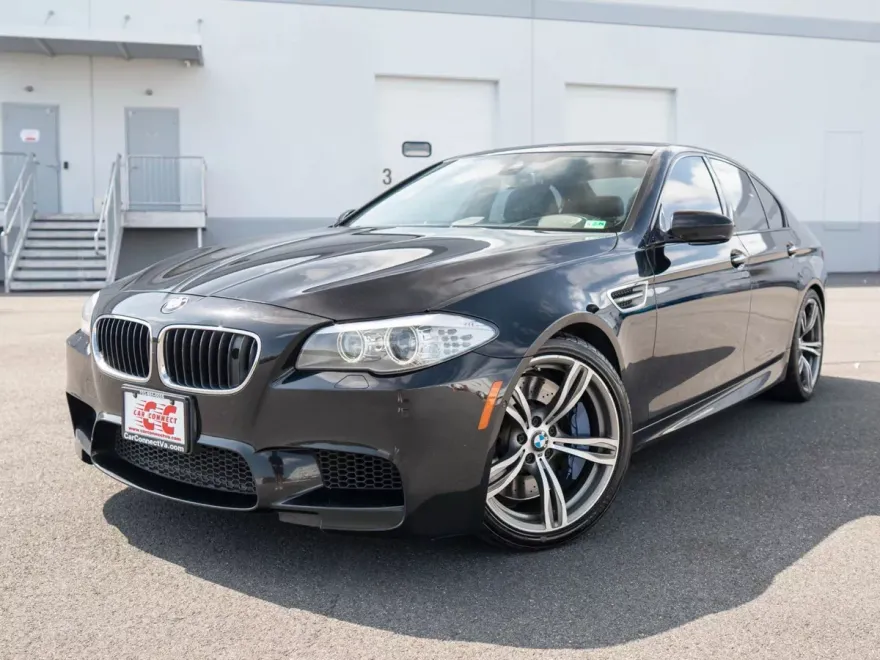 2013 Bmw M5 5 Sedan photo 1