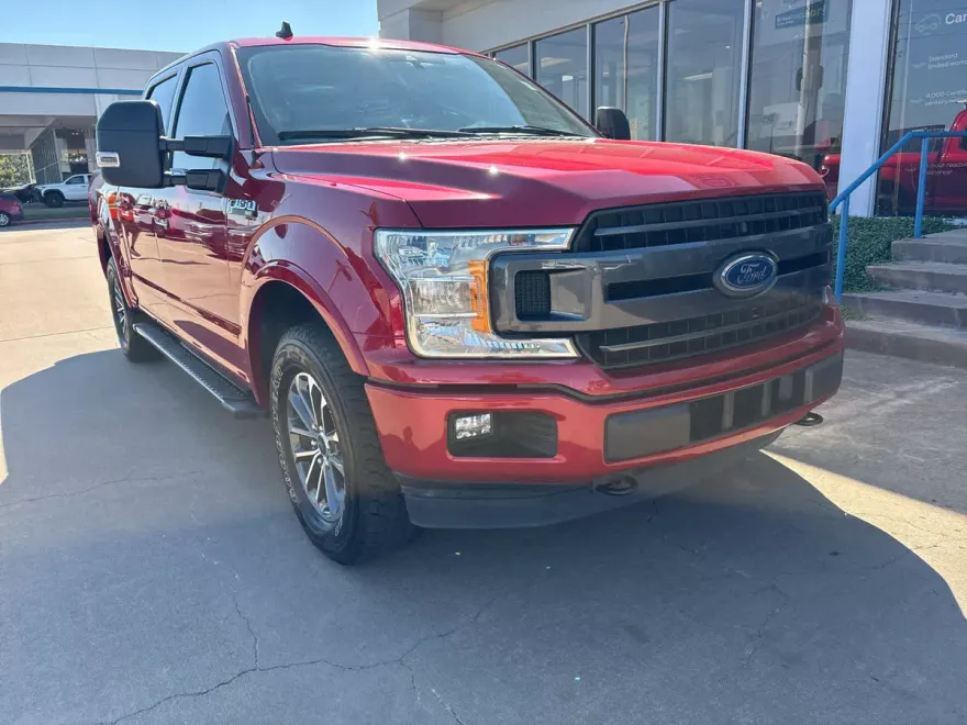 2020 Ford F-150 XLT photo 1