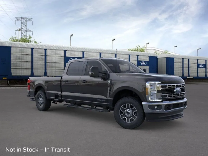 2025 Ford F-350 photo 1
